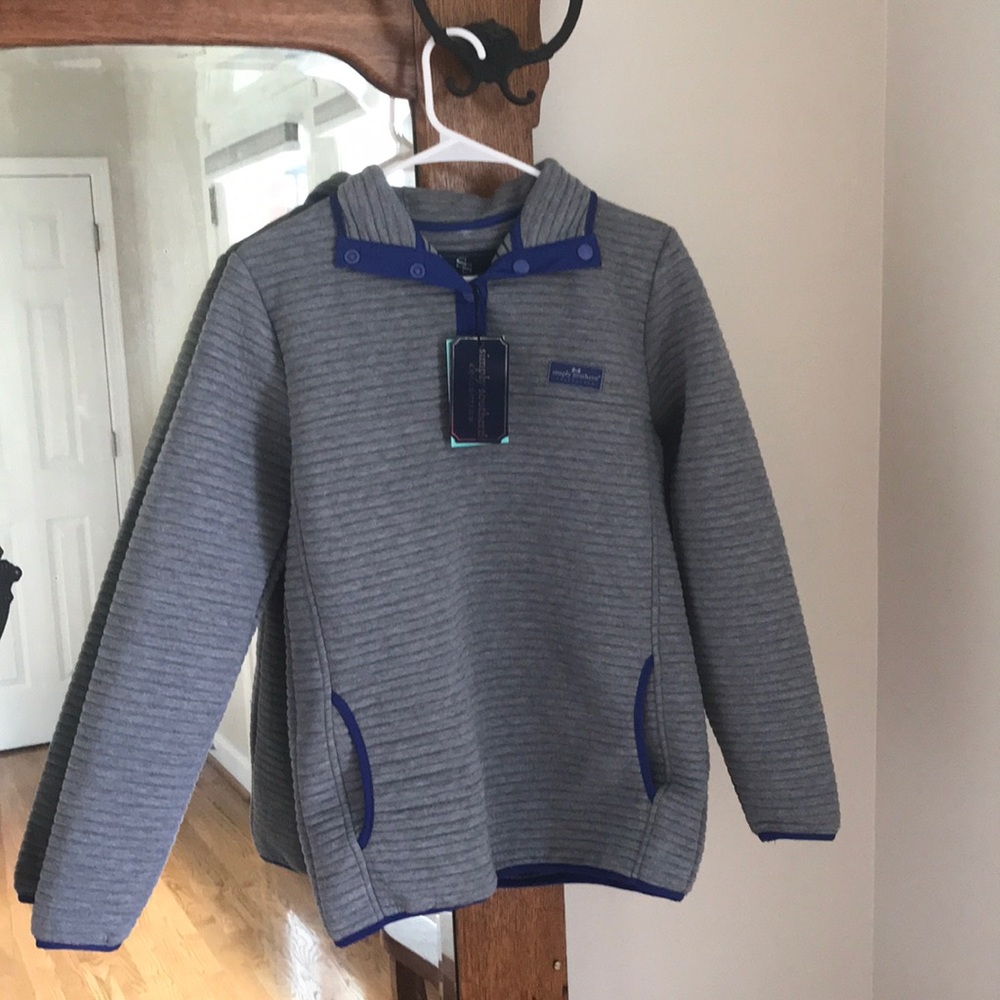 Simply Southern pullover size small